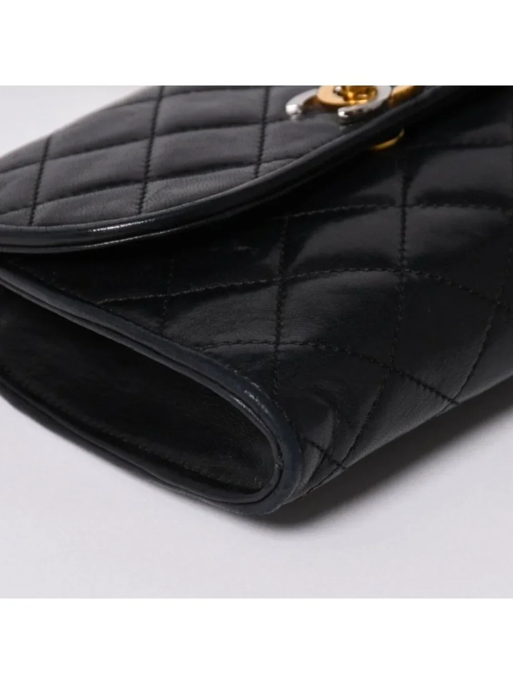 Chanel Mini Quilted S Flap S Chain Shoulder Bag Limited Edition CC Logo